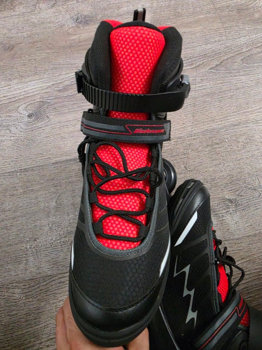Bladerunner Advantage Pro XT Inline Skates Mens 11 Black Red New